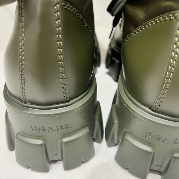 Prada Re-Nylon Metal Triangle Logo Mens Monolith Pouch Pocket Combat Boots US 11 - Picture 15 of 15